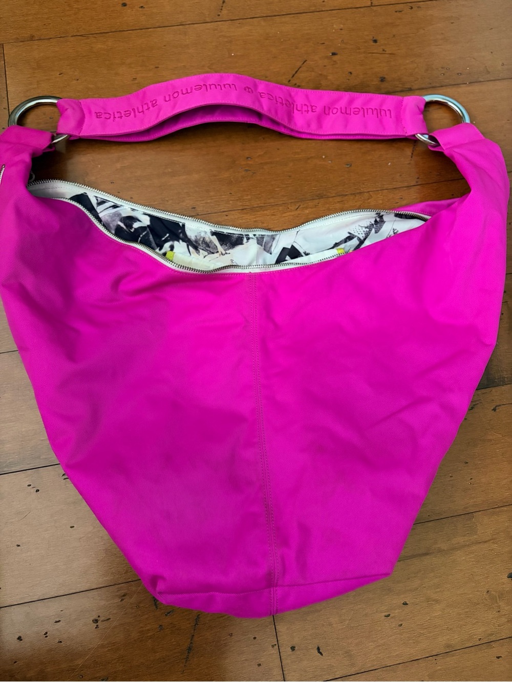 lululemon athletica Hot Pink Hobo Shoulder Bag Vintage Rare Lulu
